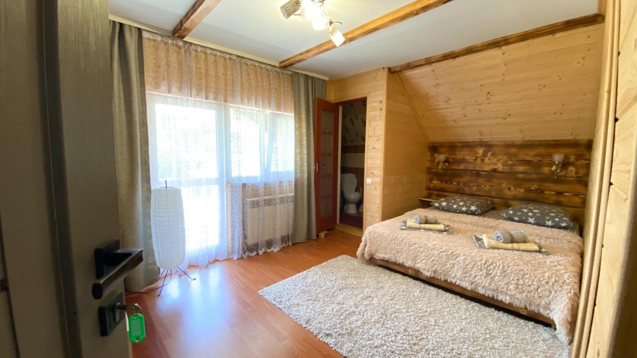 Чотири Сезони Hotel Izki Bagian luar foto