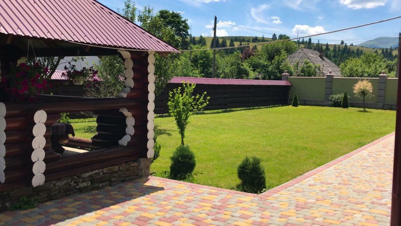Чотири Сезони Hotel Izki Bagian luar foto